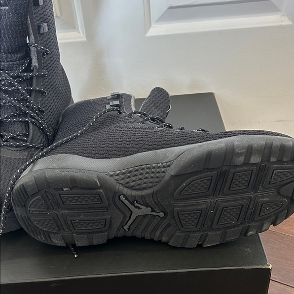 Jordan Men's Black Tactical Boots size 10 no tag no box like new wore once - Picture 2 of 5